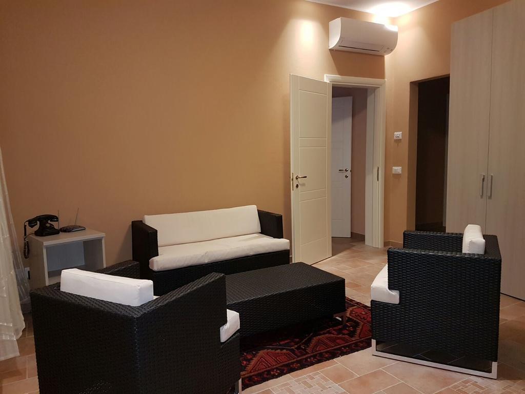 Perla Nera Guesthouse Imperia Eksteriør billede